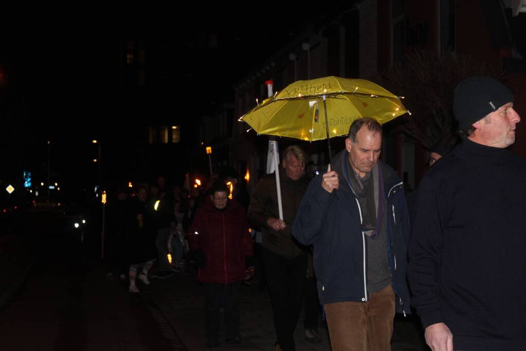 Fakkeltocht in Goes tegen coronamaatregelen