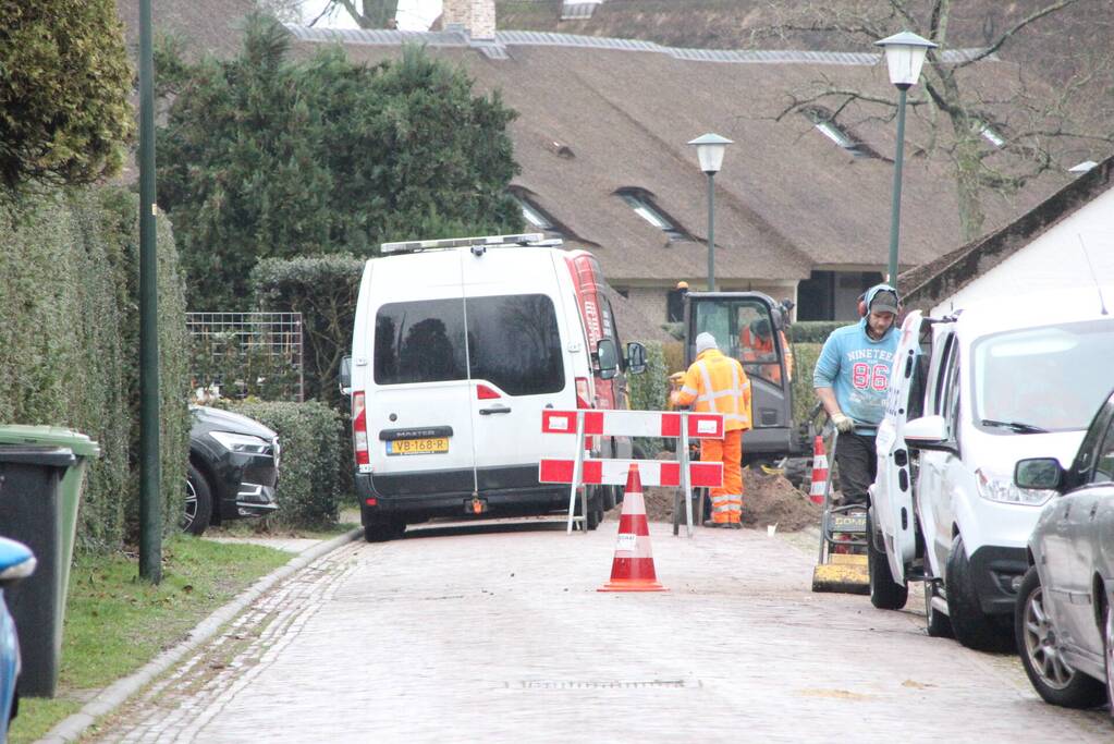 Gasleiding geraakt bij graafwerkzaamheden