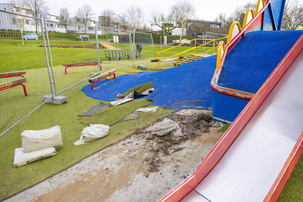 Start herstelwerkzaamheden De Draak na vandalisme