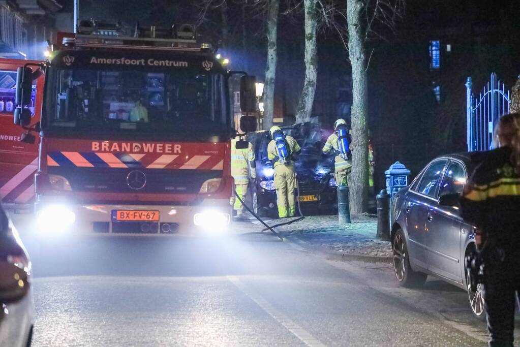 Opnieuw brand in auto