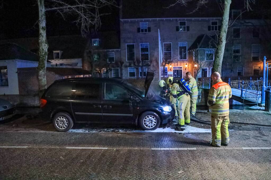 Opnieuw brand in auto