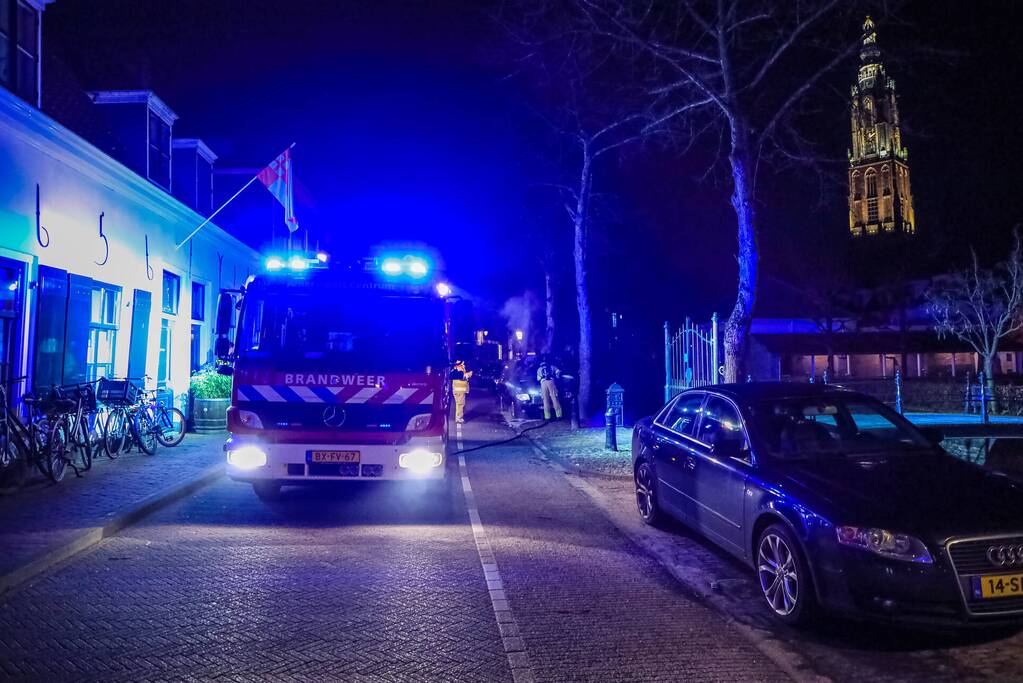 Brandweer opnieuw ingezet vanwege brand in auto
