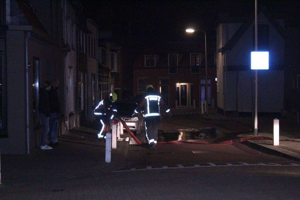 Brand in ondergrondse container snel geblust