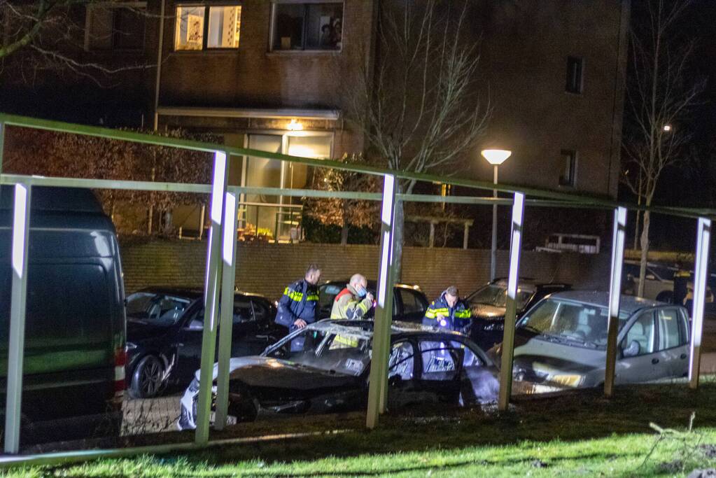 Audi met buitenlandse kenteken volledige uitgebrand