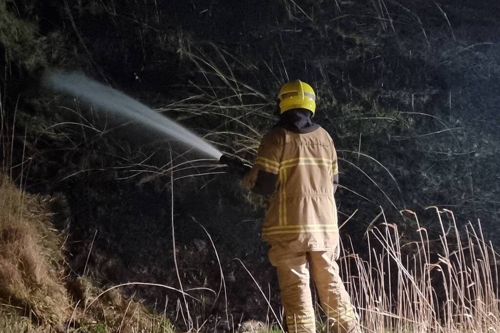 Brand in duinen snel geblust
