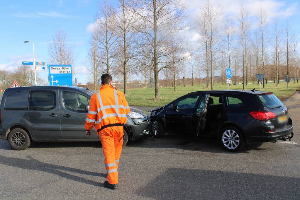 Gewonden bij aanrijding op kruising