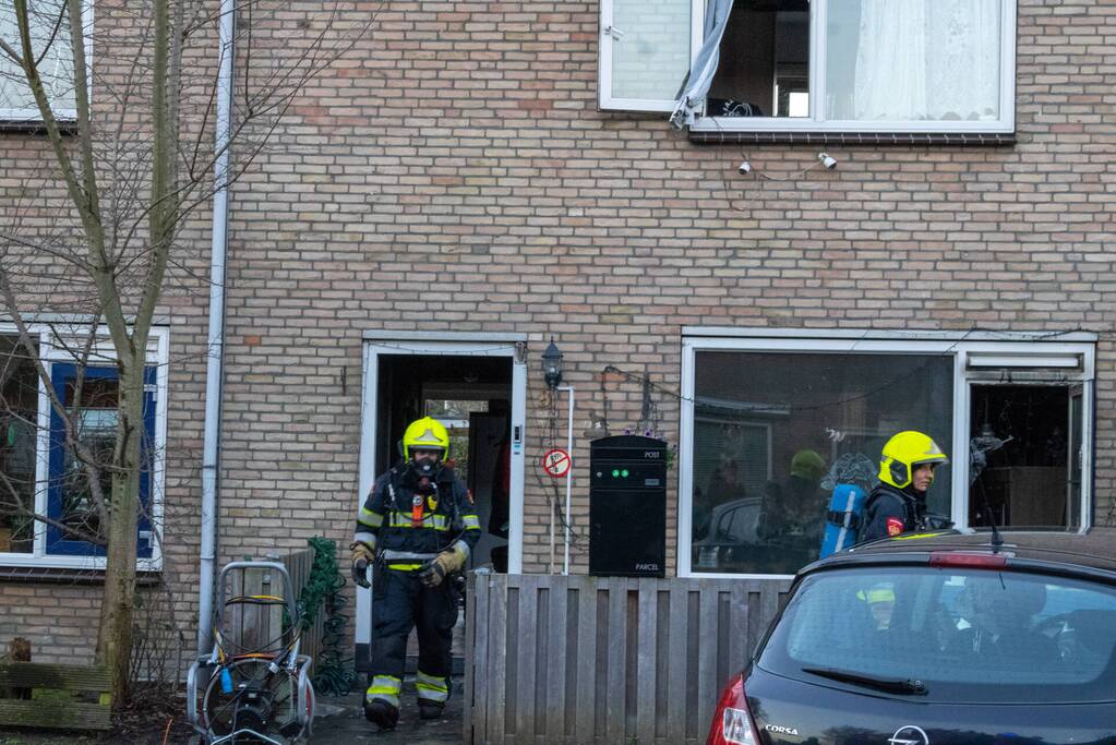 Brandweer blust flinke brand in woning