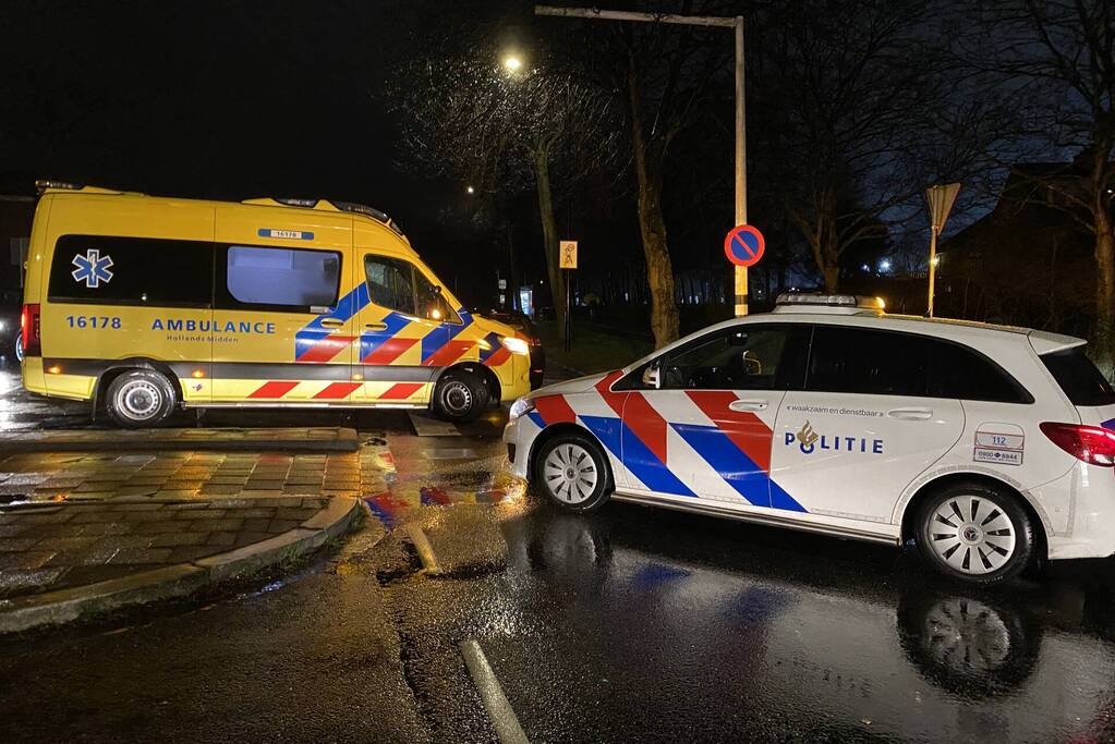 Voetganger geschept op zebrapad