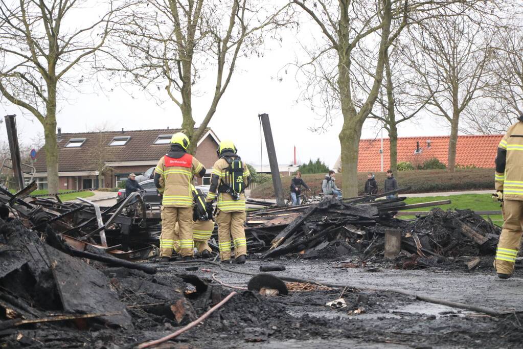 Grote brand verwoest schuur
