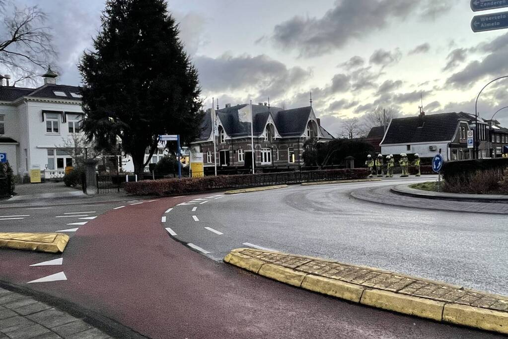 Grote boom omgelegd door storm Dudley