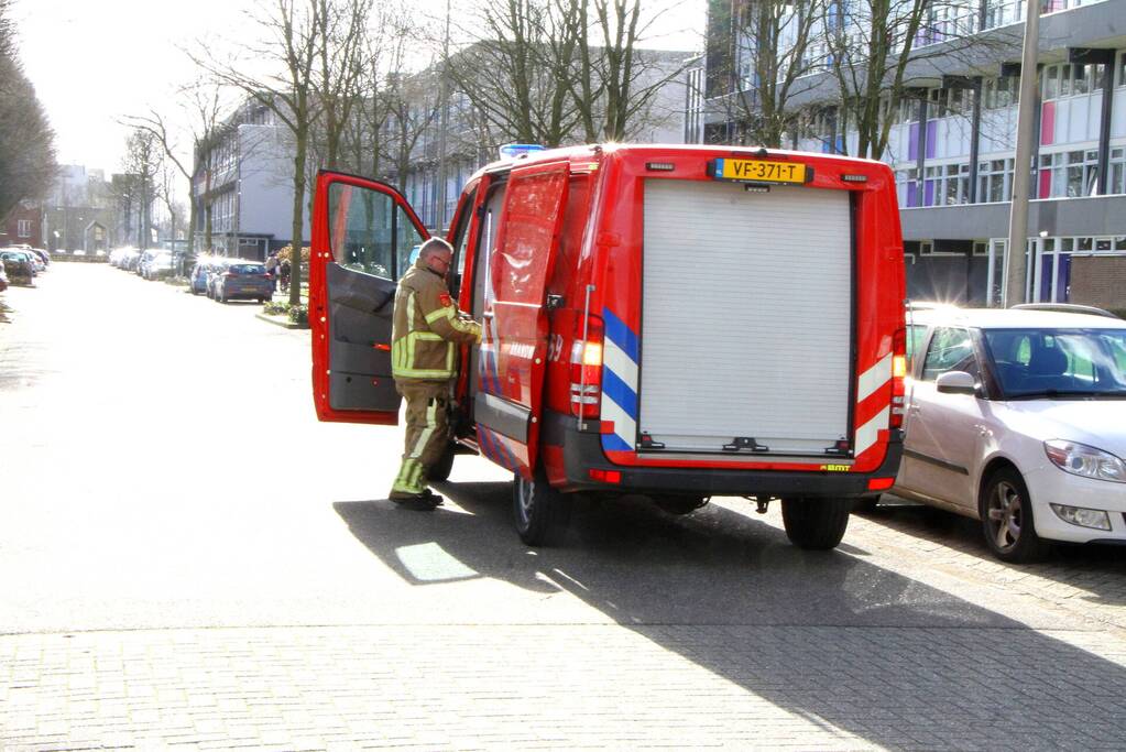 Brandweer doet onderzoek in woning