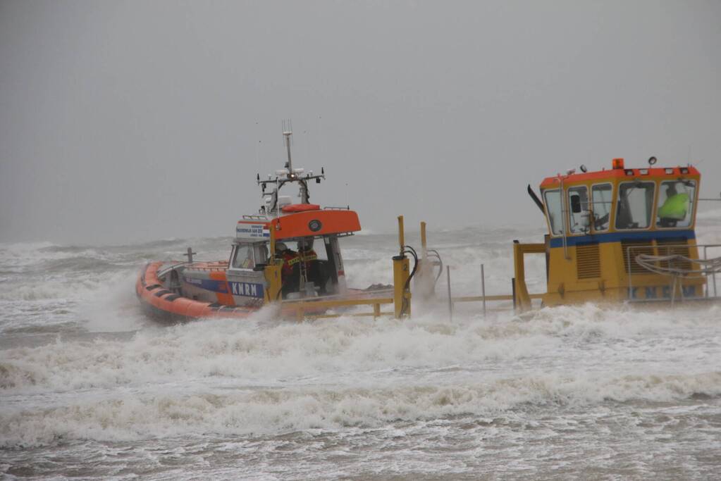 KNRM ingezet tijdens harde storm