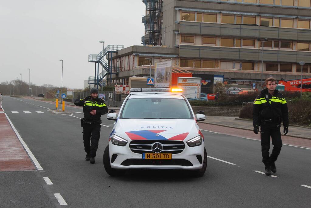 Dak waait los van ziekenhuis