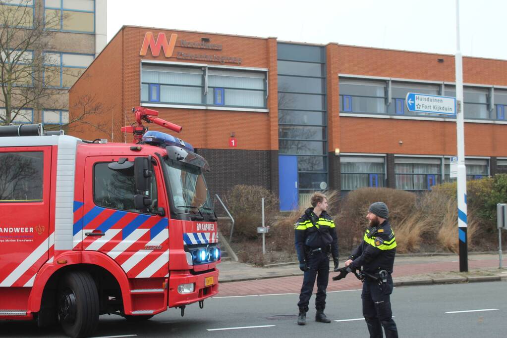 Dak waait los van ziekenhuis