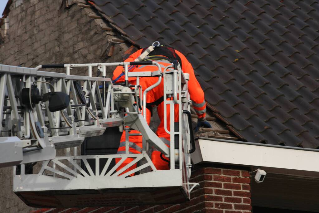 Gevel stort in door harde wind