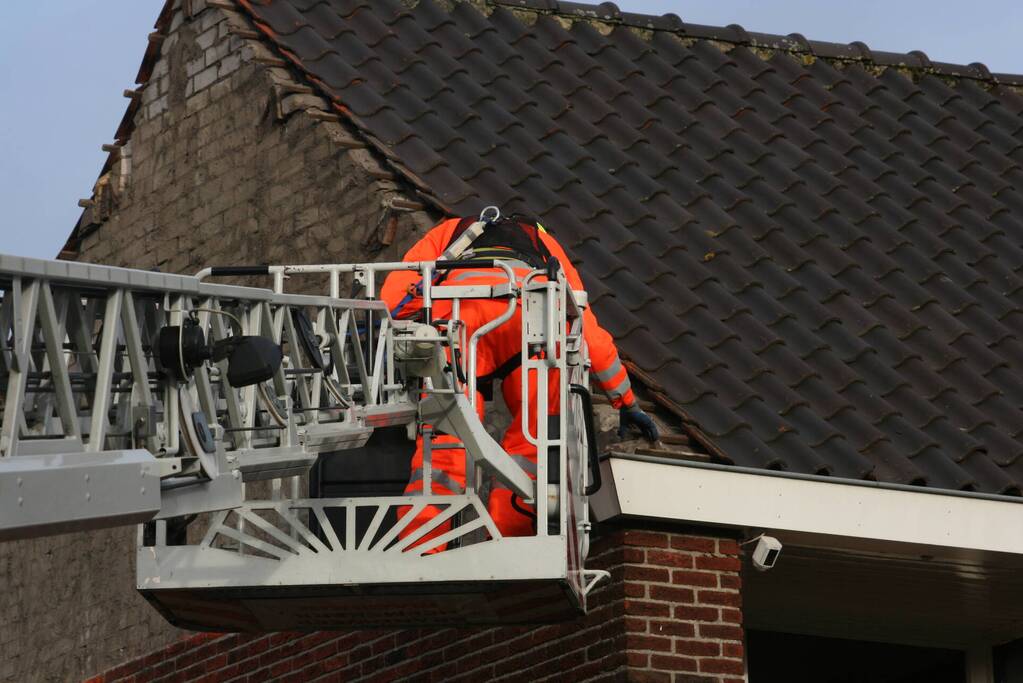 Gevel stort in door harde wind