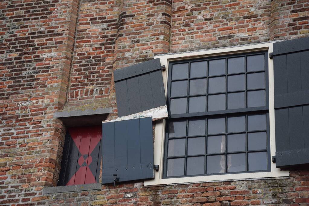 Luiken dreigen van Nobelpoort te waaien