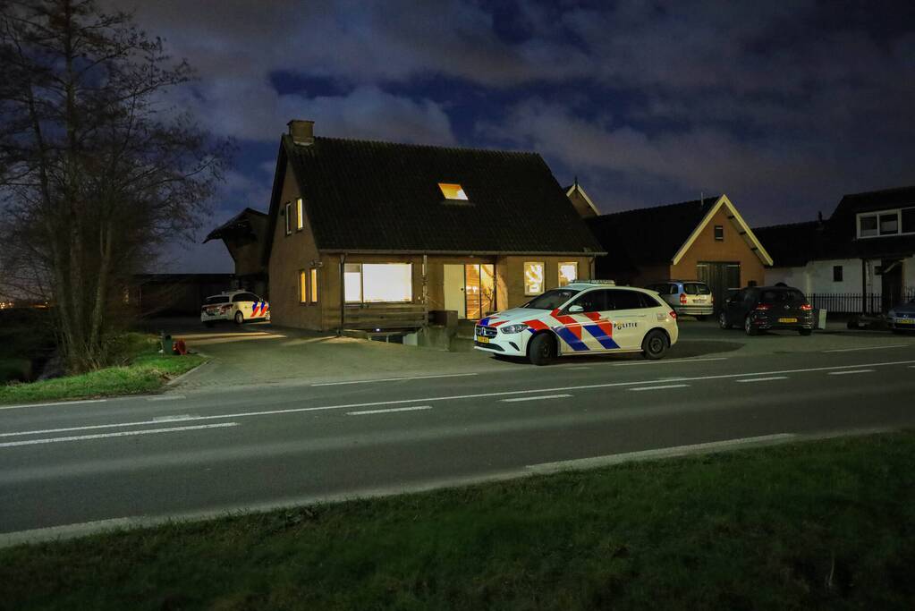 Politie doet onderzoek naar steekincident