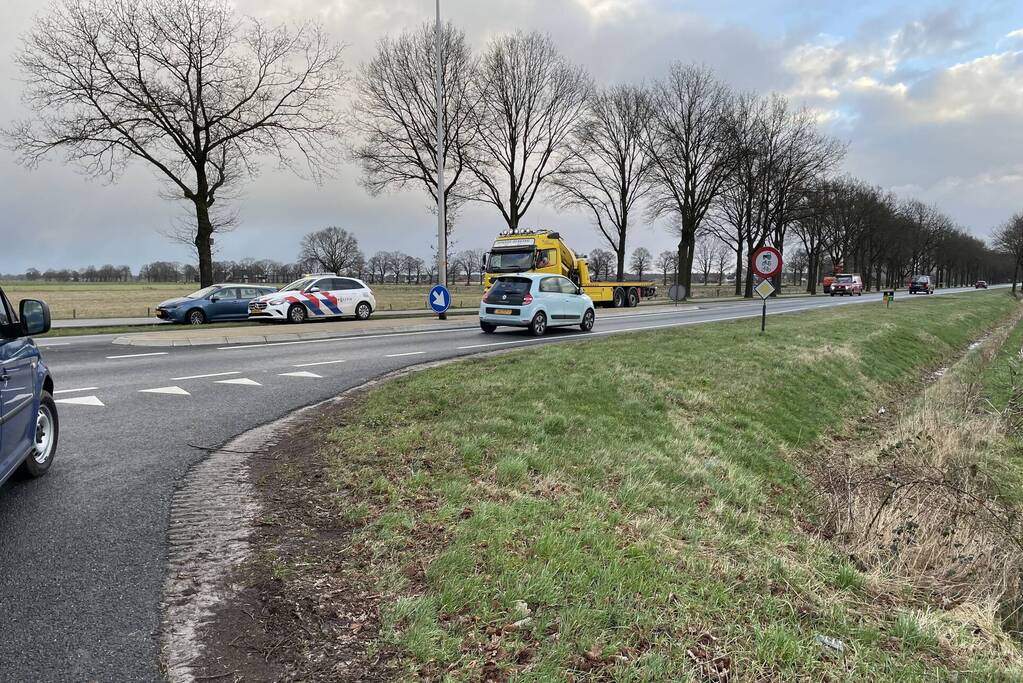 Botsing tussen twee voertuigen op kruising