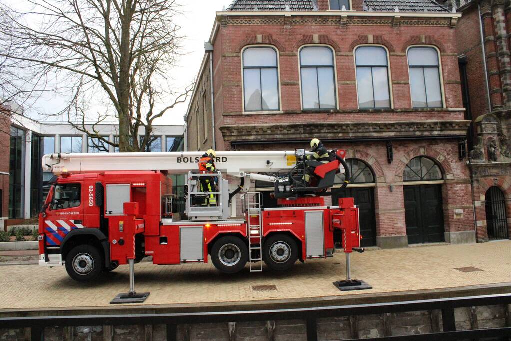 Stormschade aan pas verbouwd stadhuis