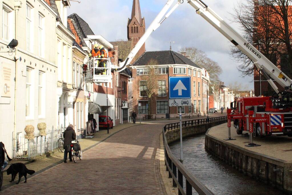 Stormschade aan pas verbouwd stadhuis