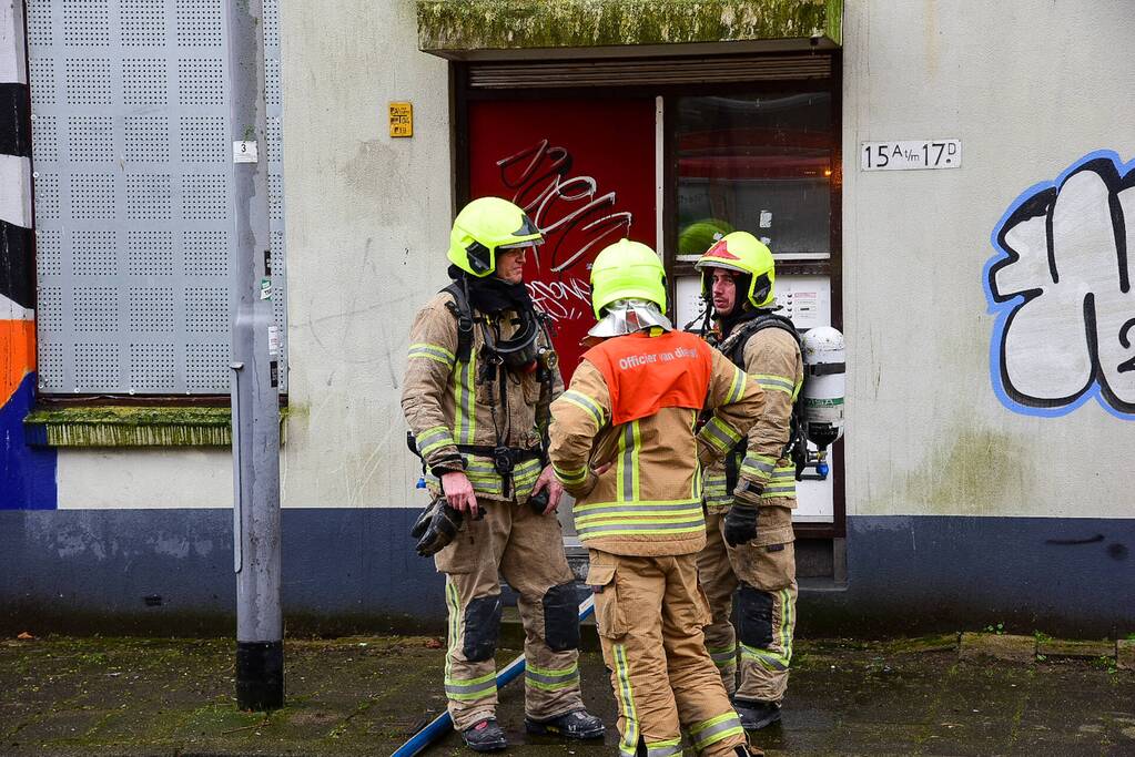 Flinke rookontwikkeling vanwege brand in slooppand