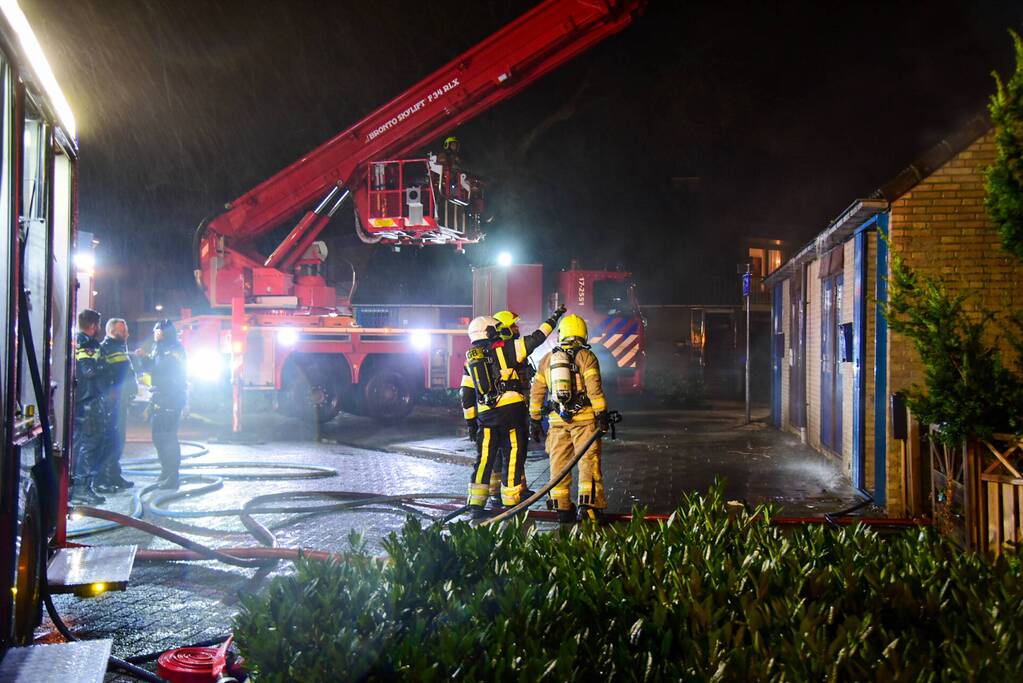 Forse brand in slaapkamer van woning
