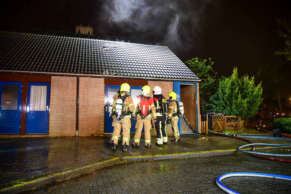 Forse brand in slaapkamer van woning