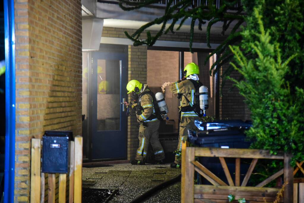 Forse brand in slaapkamer van woning