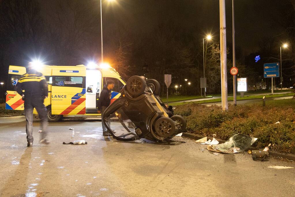 Gewonden bij ongeval op rotonde