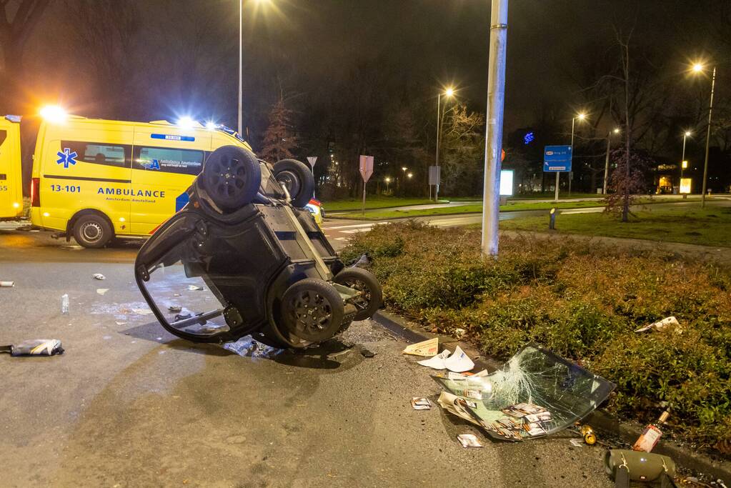 Gewonden bij ongeval op rotonde