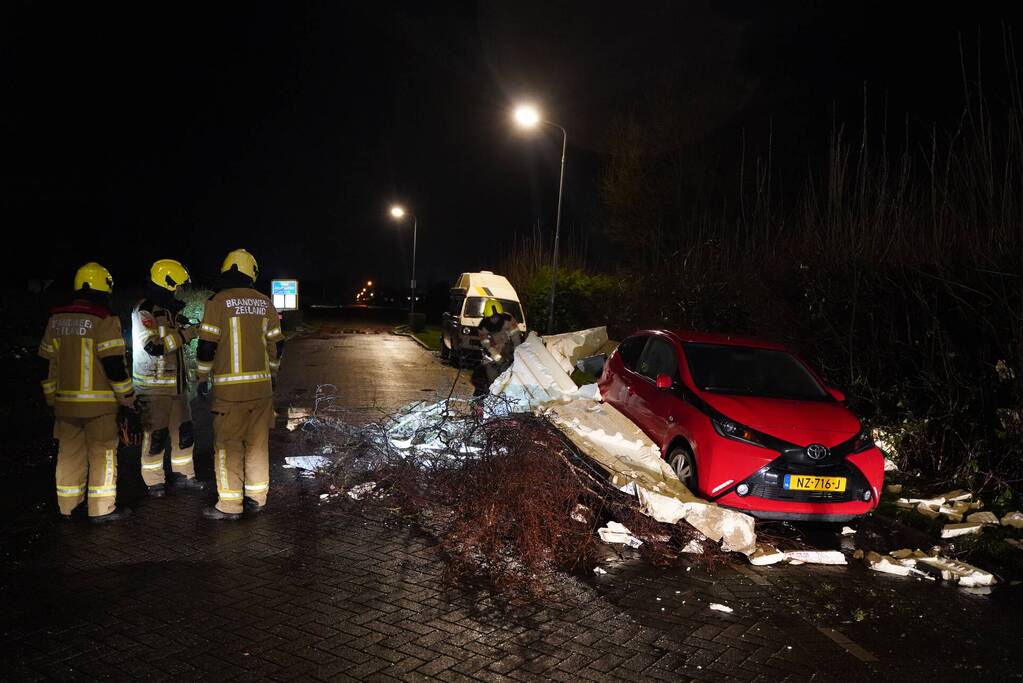 Deel van schuur weggewaaid door windhoos