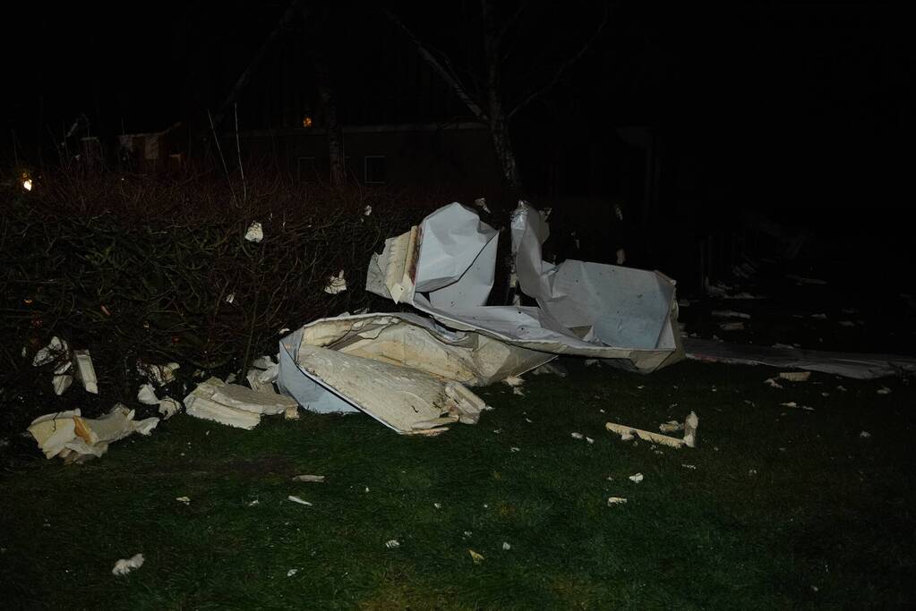 Deel van schuur weggewaaid door windhoos
