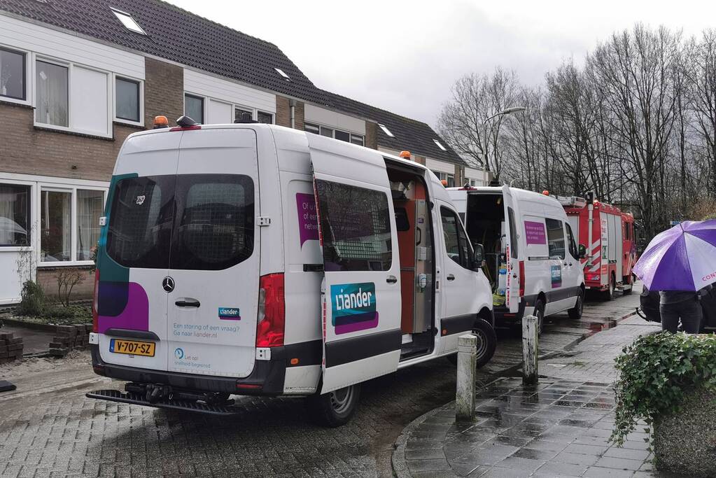 Brandweer verricht metingen na melding gaslek