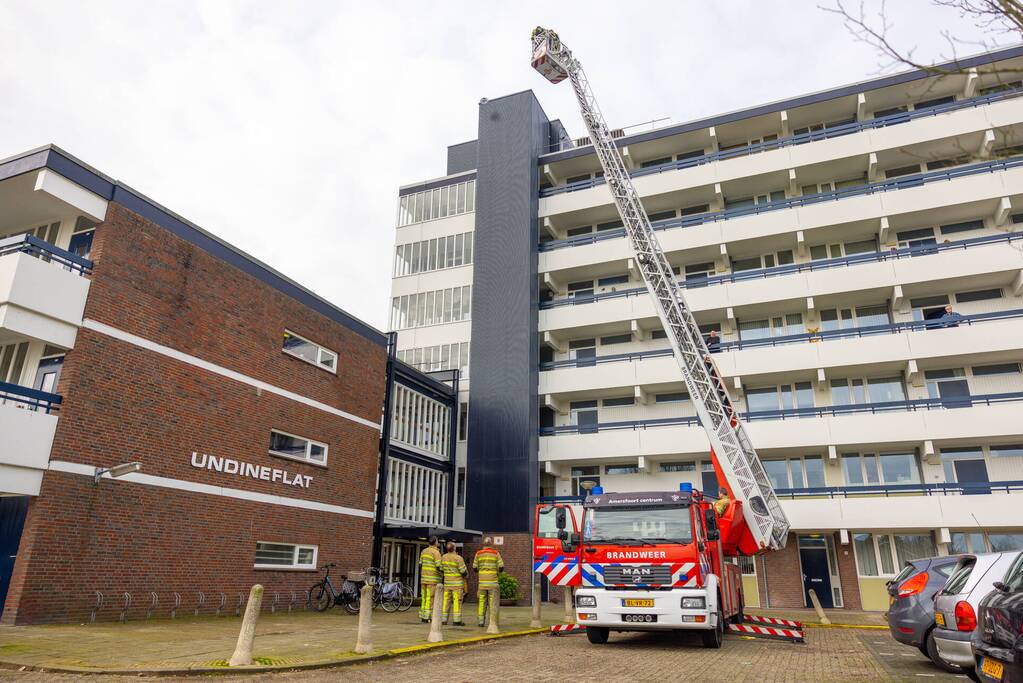 Bliksemafleider Undineflat Schuilenburg door brandweer verwijderd