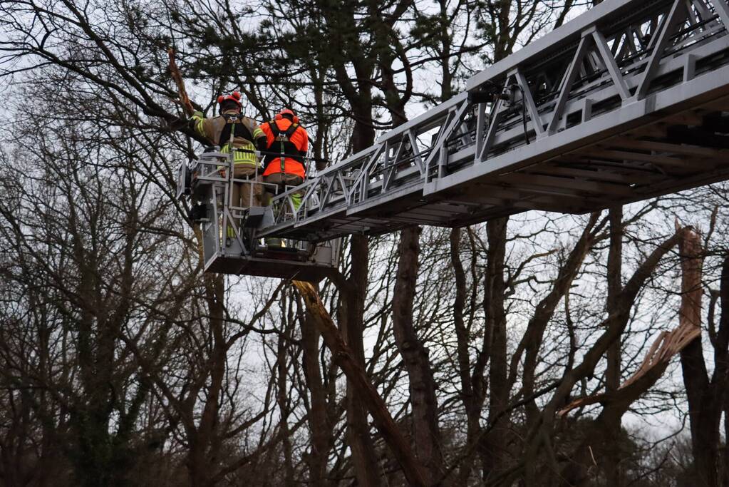 Ongeval bij stormschade melding