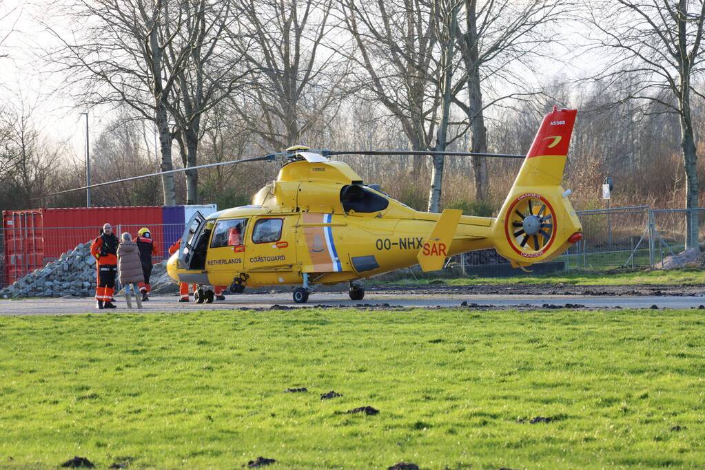 Grote zoekactie op Gooimeer na omslaan vissersboot