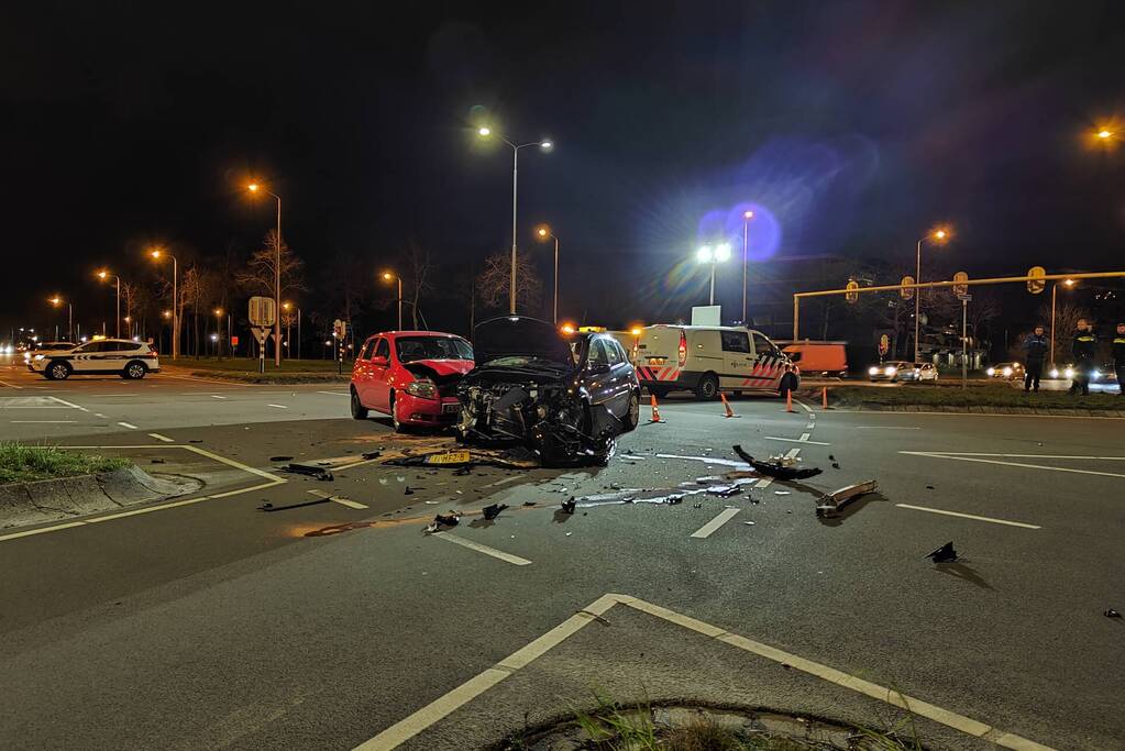 Veel schade bij ongeval op kruising