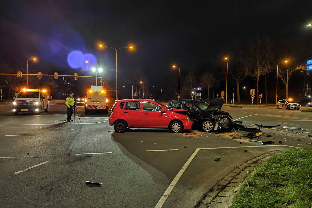 Veel schade bij ongeval op kruising