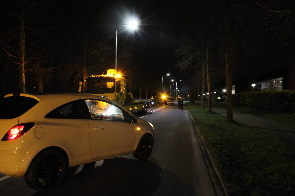 Schade na ongeval tussen twee auto's