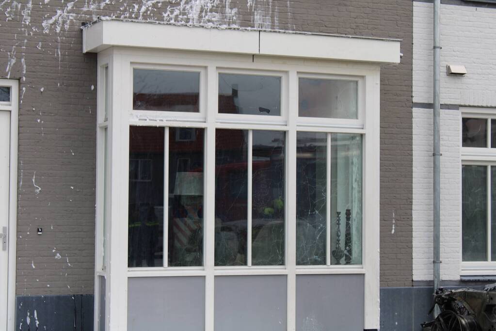 Woning beschadigd door autobrand