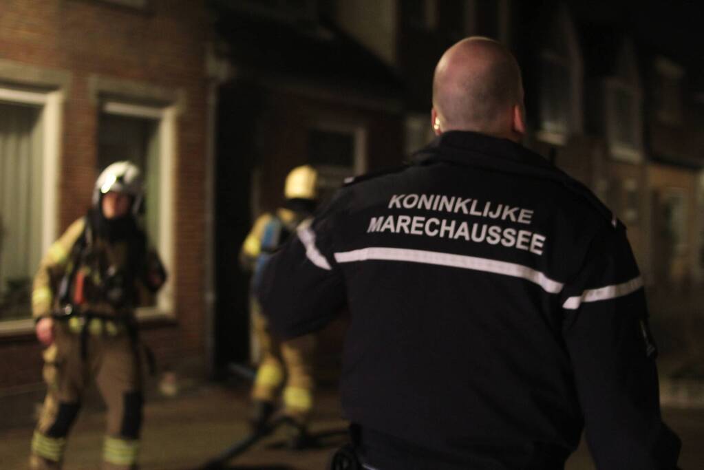 Veel rook bij brand in woning