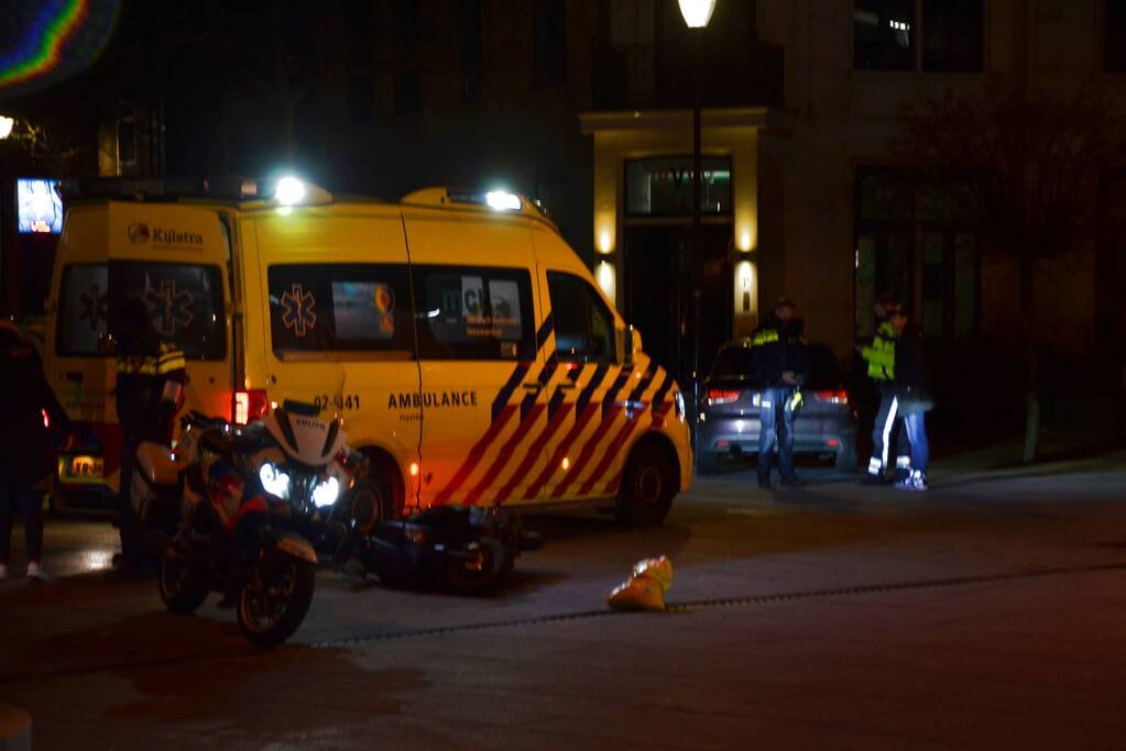 Scooterrijder aangereden door auto