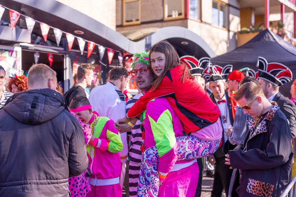 Carnaval: van kroeg naar kroeg op de fiets