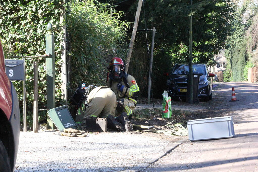 Gaslekkage geraakt bij slaan van paaltje