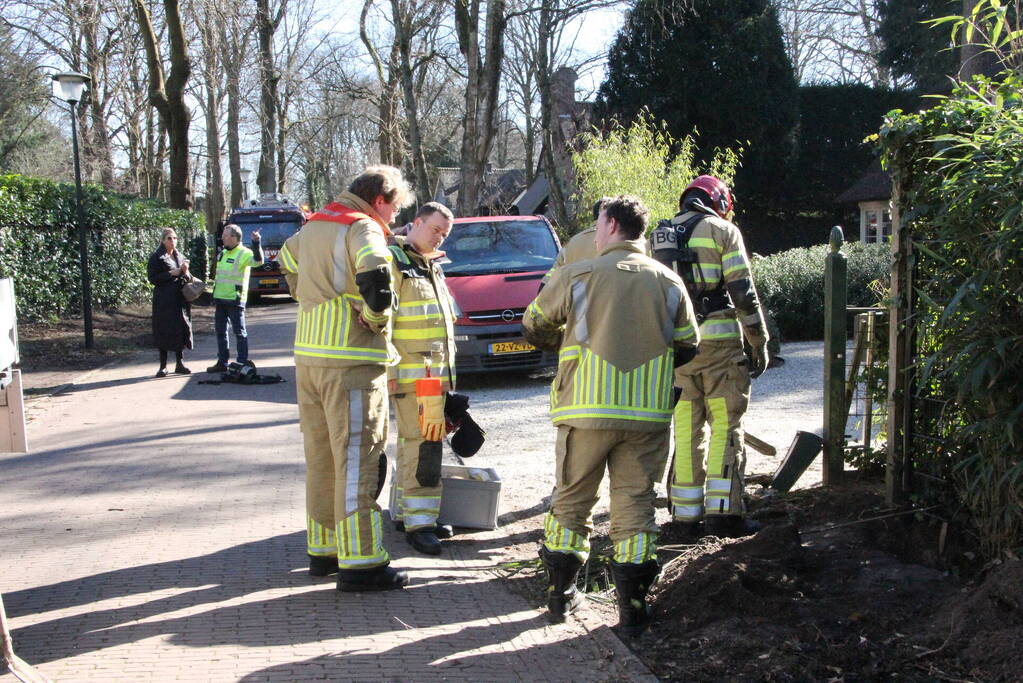 Gaslekkage geraakt bij slaan van paaltje