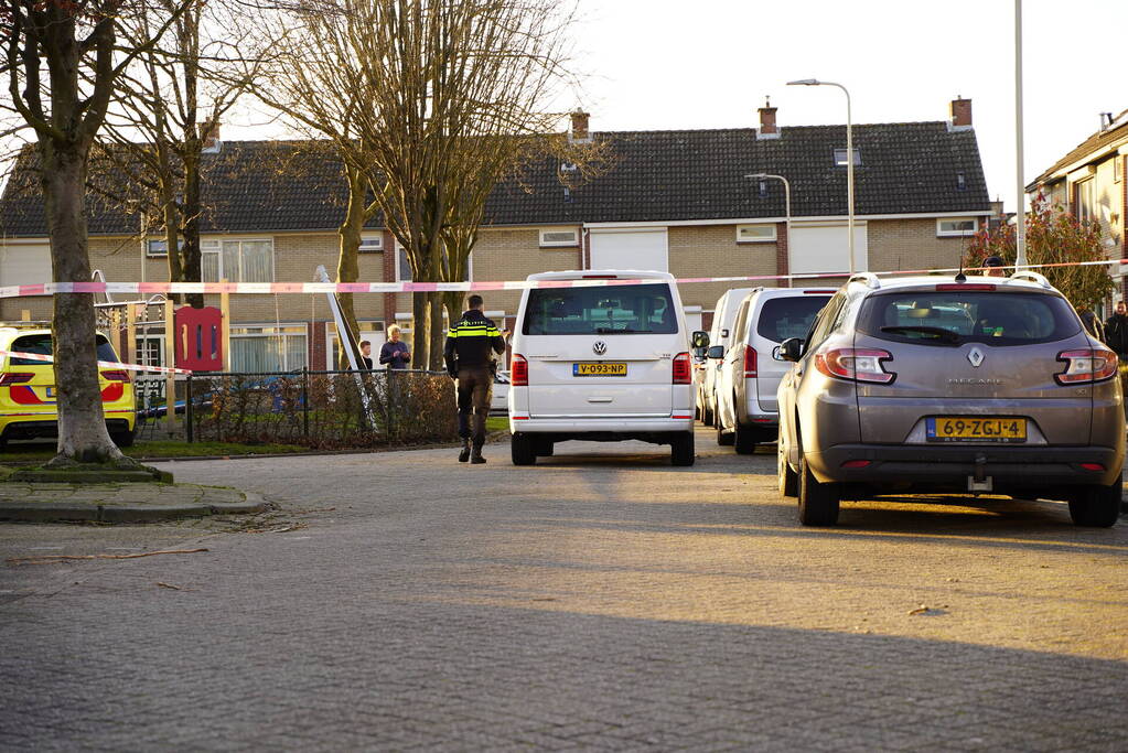 Persoon gewond bij mogelijke schietpartij