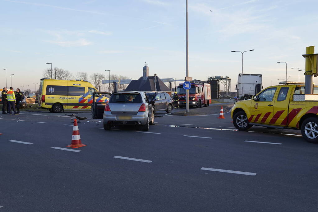 Flinke schade bij aanrijding op kruising