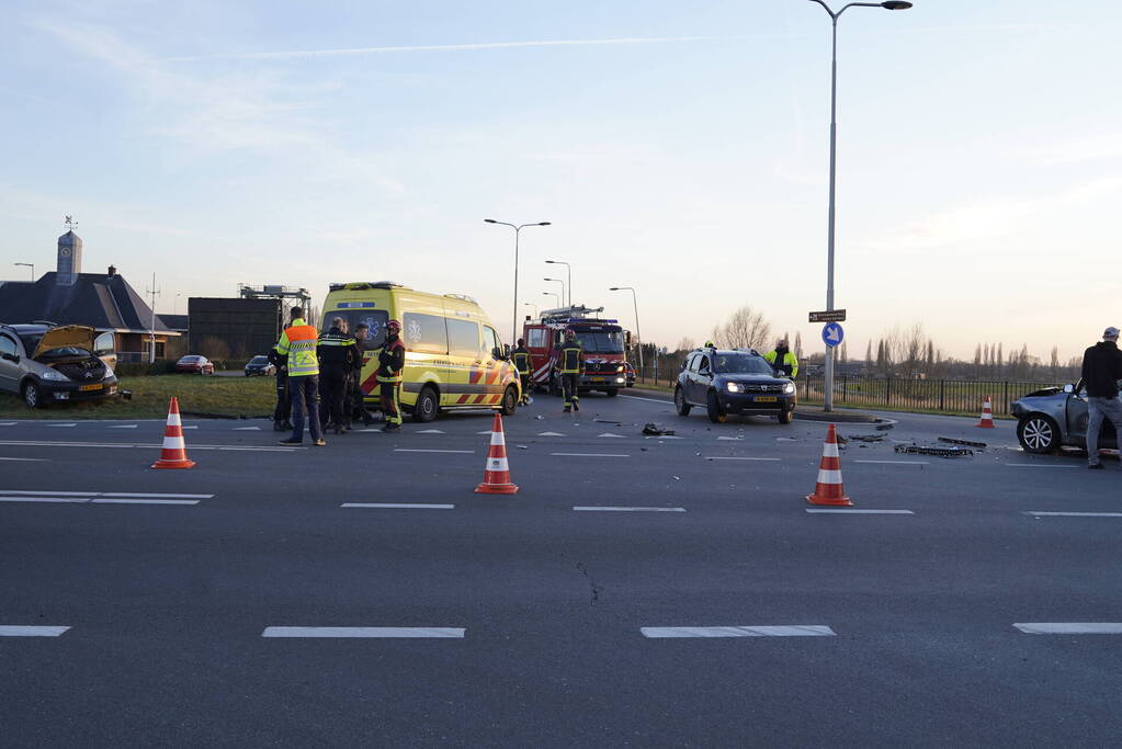 Flinke schade bij aanrijding op kruising