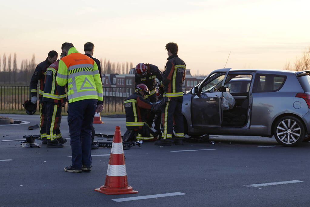 Flinke schade bij aanrijding op kruising
